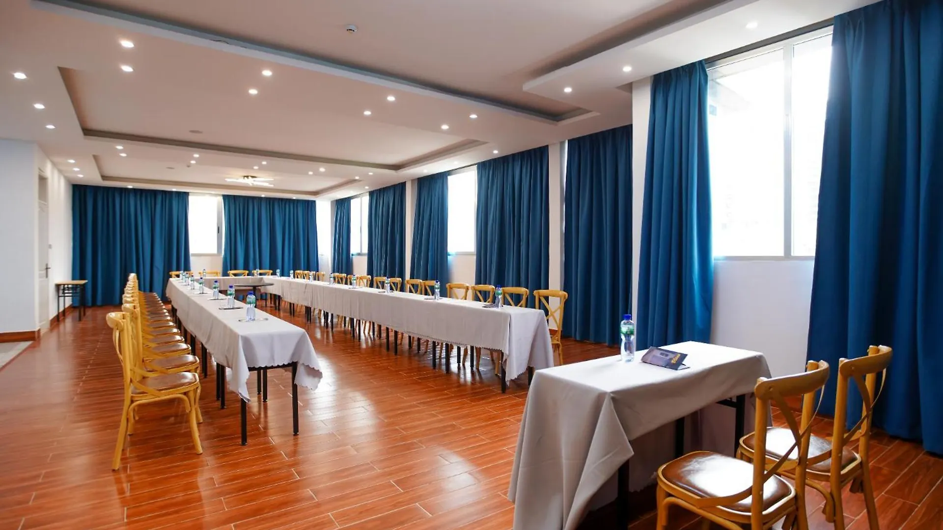 Vibes Hotel And Spa Аддис-Абеба