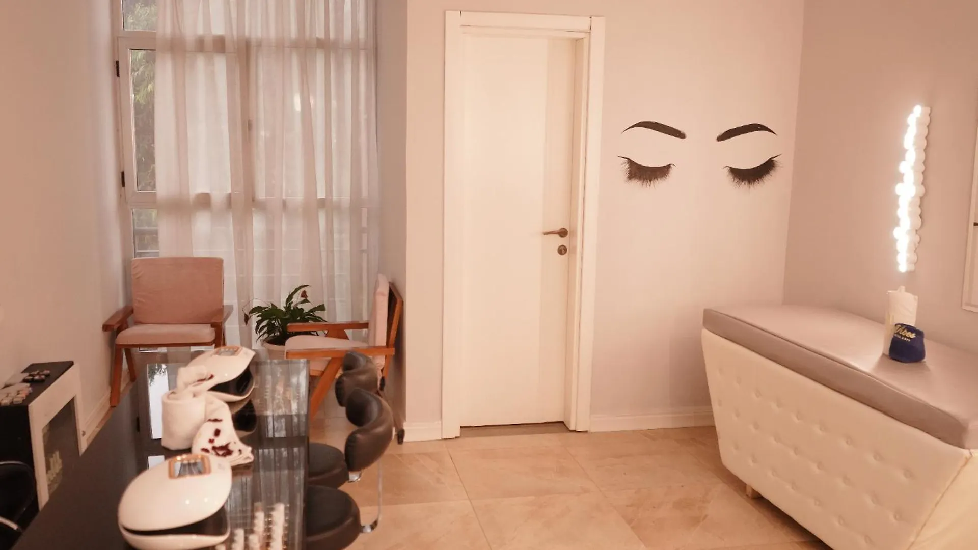 Vibes Hotel And Spa Аддис-Абеба